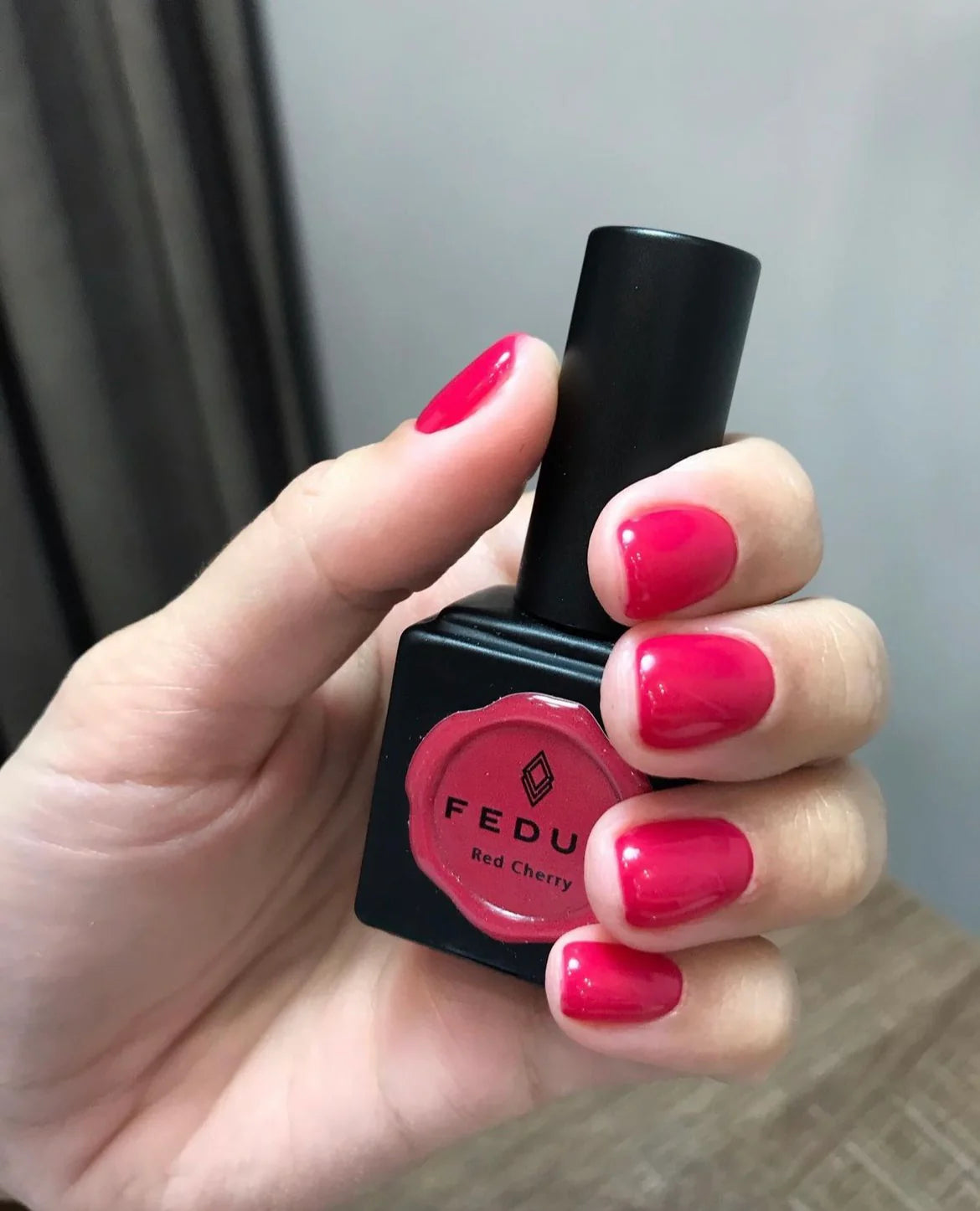 Esmalte en gel rojo cereza 11 ml